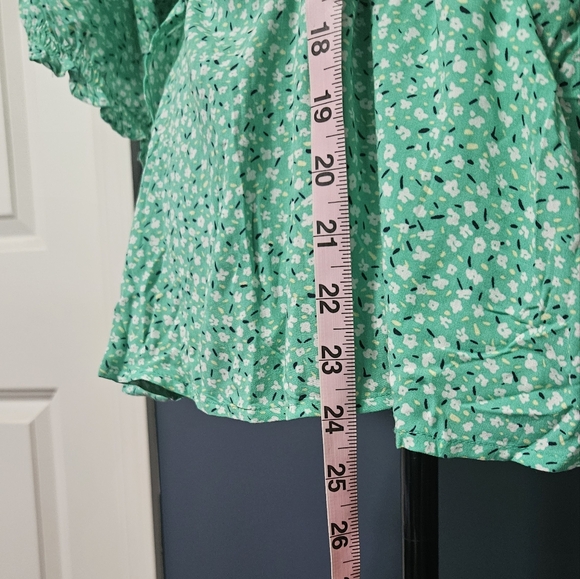 NWT Old Navy floral print ruffle wrap self tie top size XXL - Picture 5 of 8